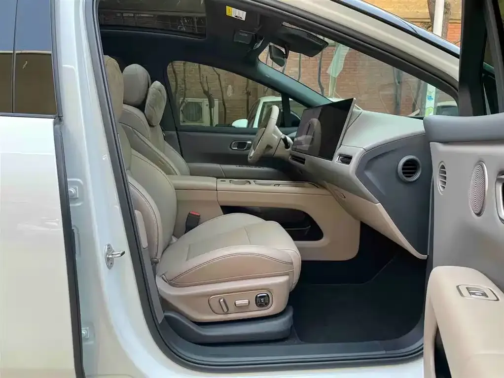 Li Auto i6 2025 из CN, фото 2