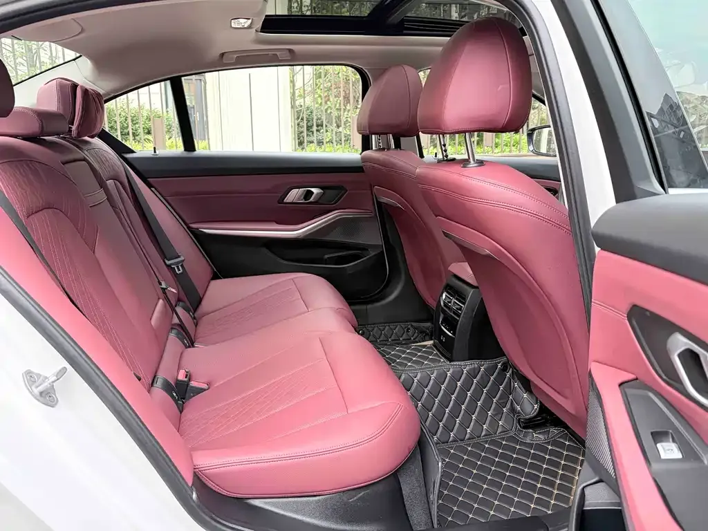BMW 3 Series 2024 из CN, фото 3