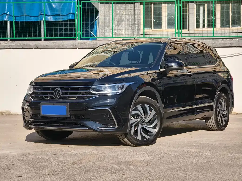 Volkswagen Tiguan L 2024 из CN, фото 1