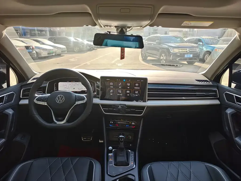 Volkswagen Tiguan L 2024 из CN, фото 9