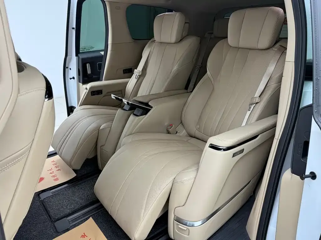 Buick Century 2024 из CN, фото 5
