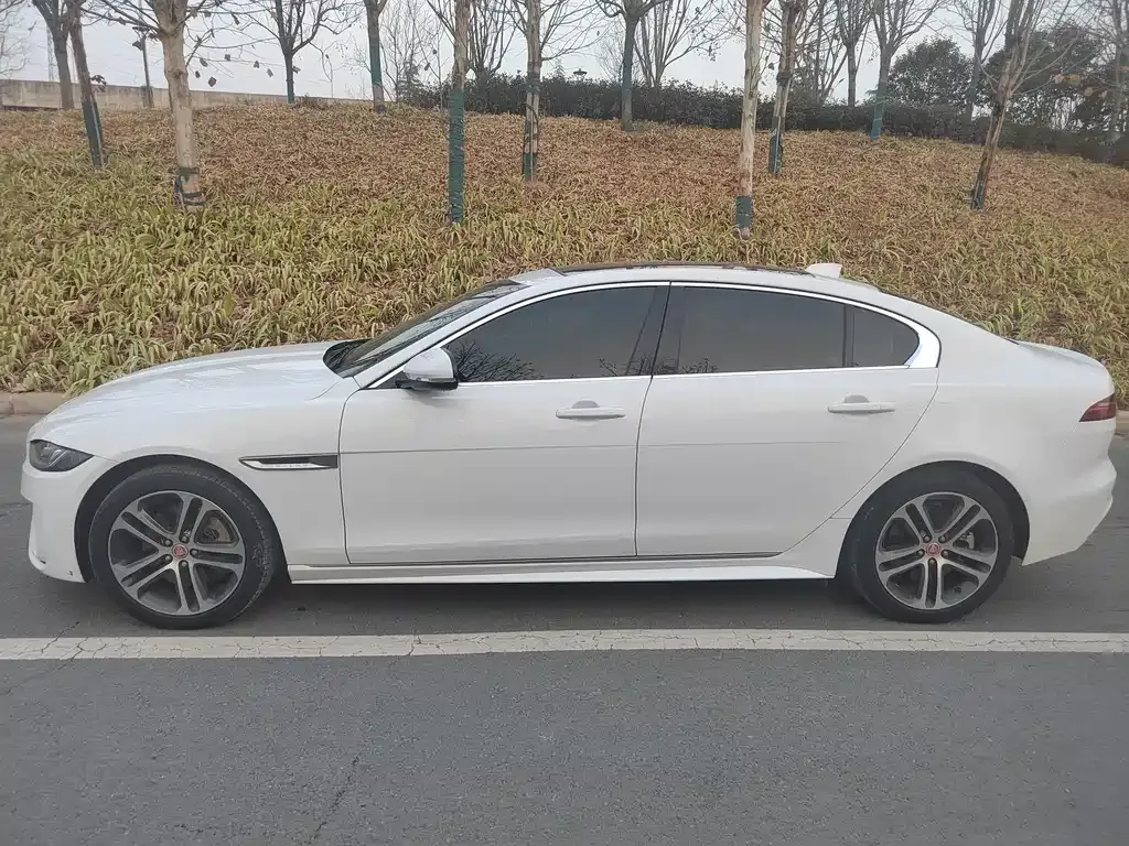 Jaguar XEL 2023 из CN, фото 7