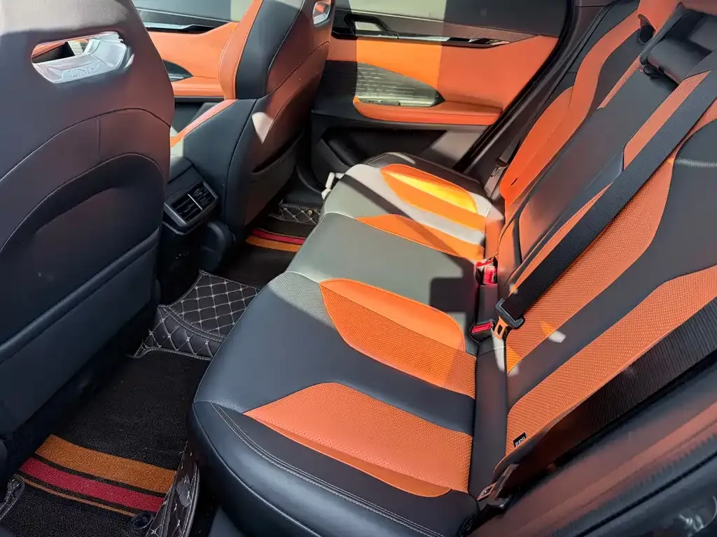 Changan UNI-V 2023 из CN, фото 3