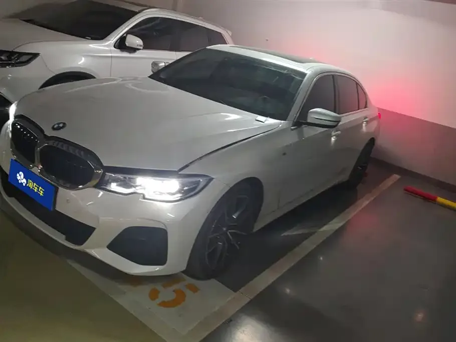 BMW 3 Series 2022 из CN, фото 1