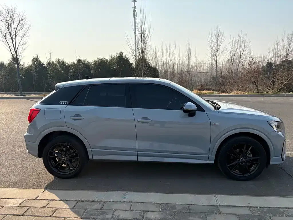 Audi Q2L 2022 из CN, фото 4