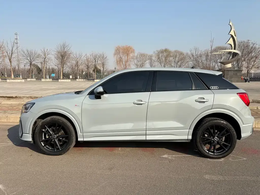 Audi Q2L 2022 из CN, фото 10