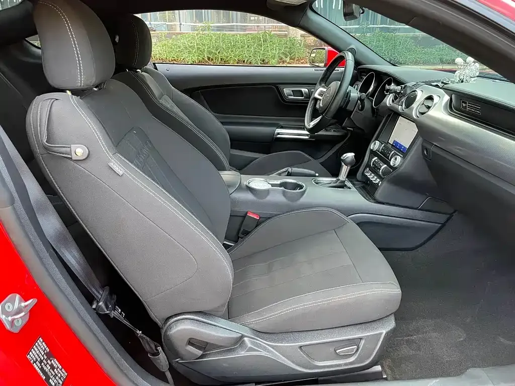 Ford Mustang 2022 из CN, фото 5