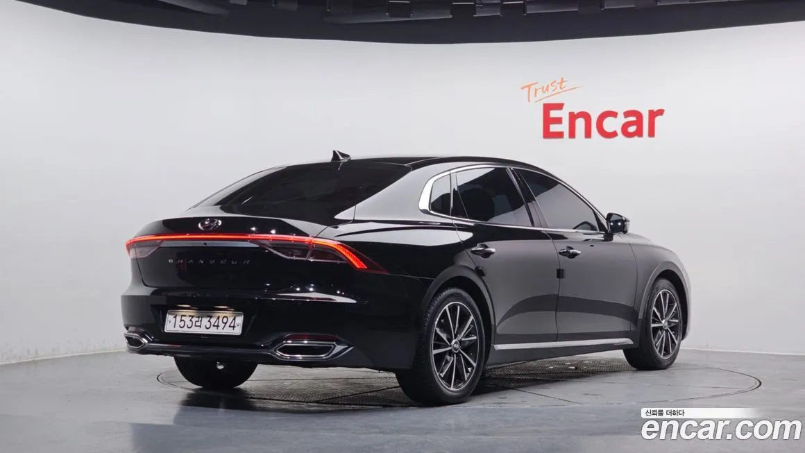Hyundai Grandeur 2022 из KR, фото 2