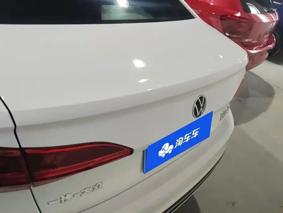 Volkswagen Bora 2022 из CN, фото 9