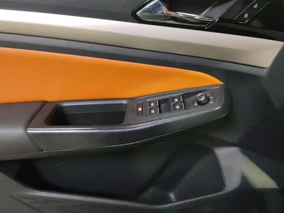 Volkswagen Bora 2022 из CN, фото 8