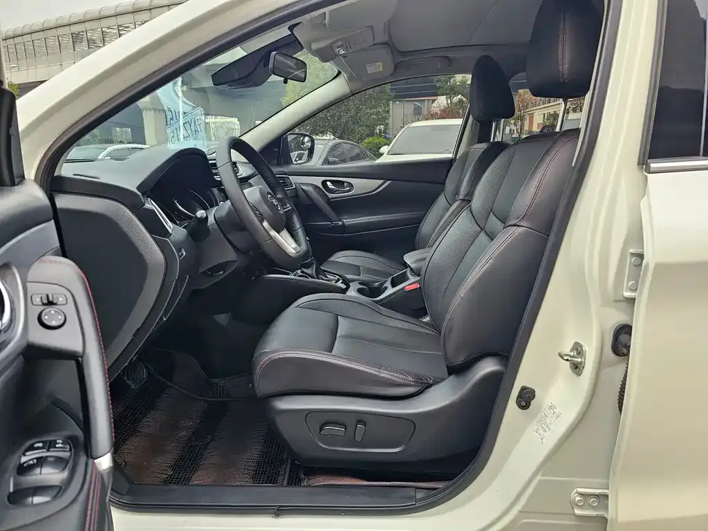 Nissan Qashqai 2021 из CN, фото 4