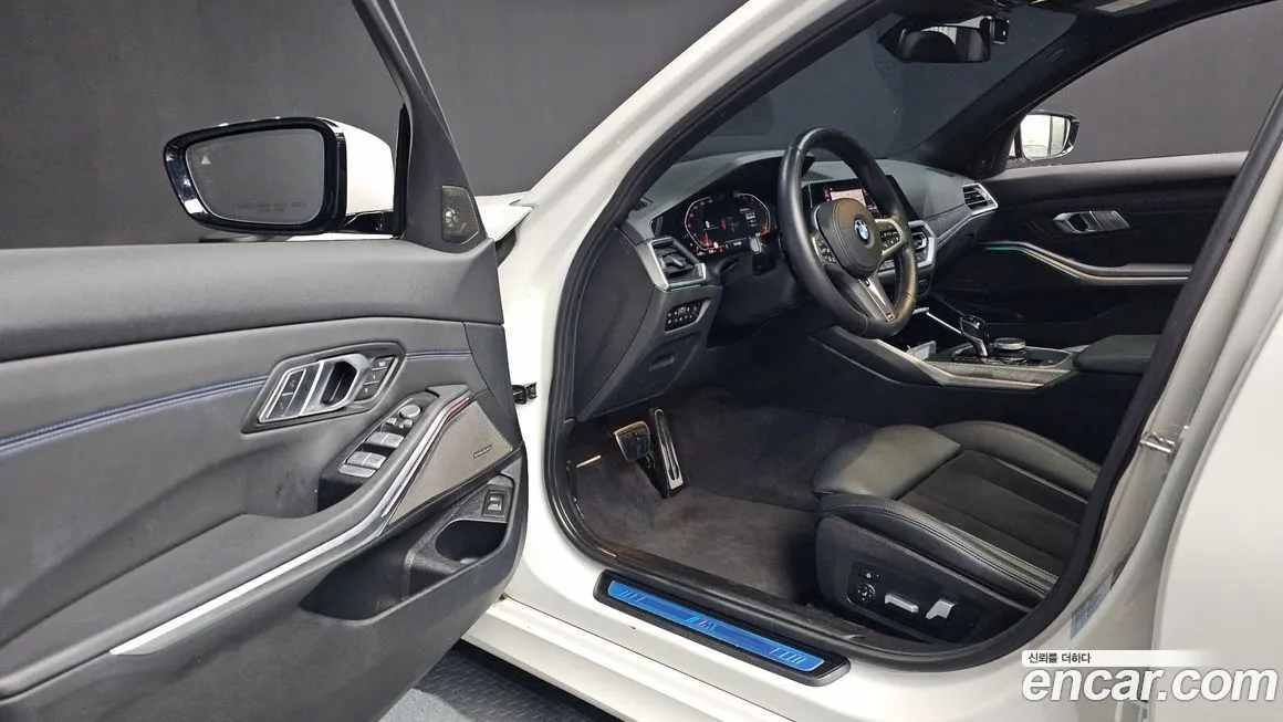 BMW 3-Series 2021 из KR, фото 10