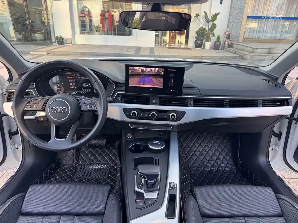 Audi A4L 2022 из CN, фото 10