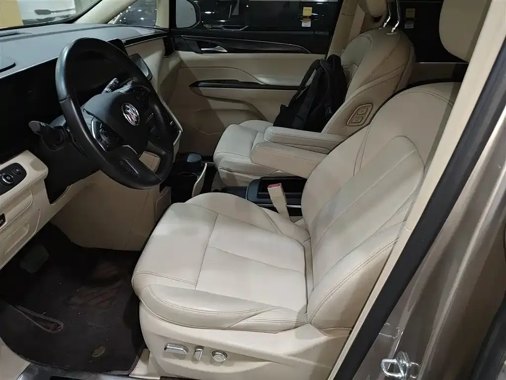 Buick GL8 2023 из CN, фото 5