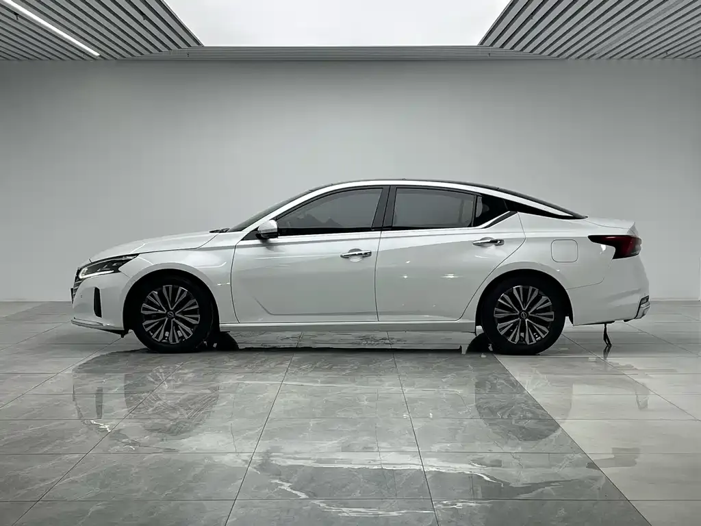 Nissan Teana 2023 из CN, фото 7