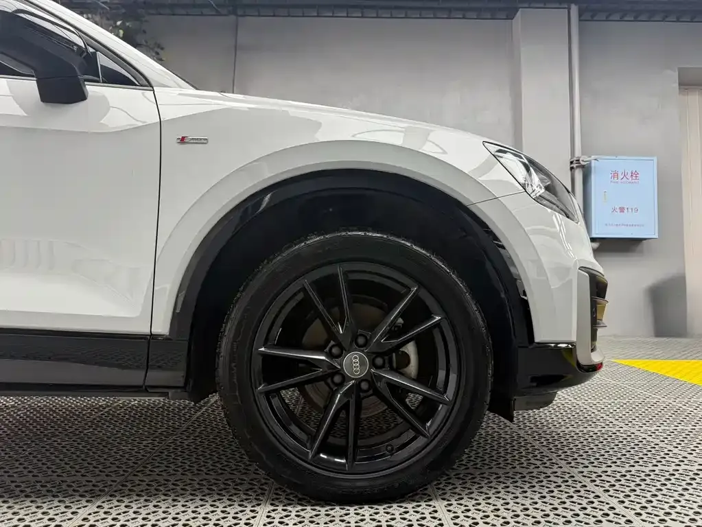 Audi Q2L 2021 из CN, фото 6