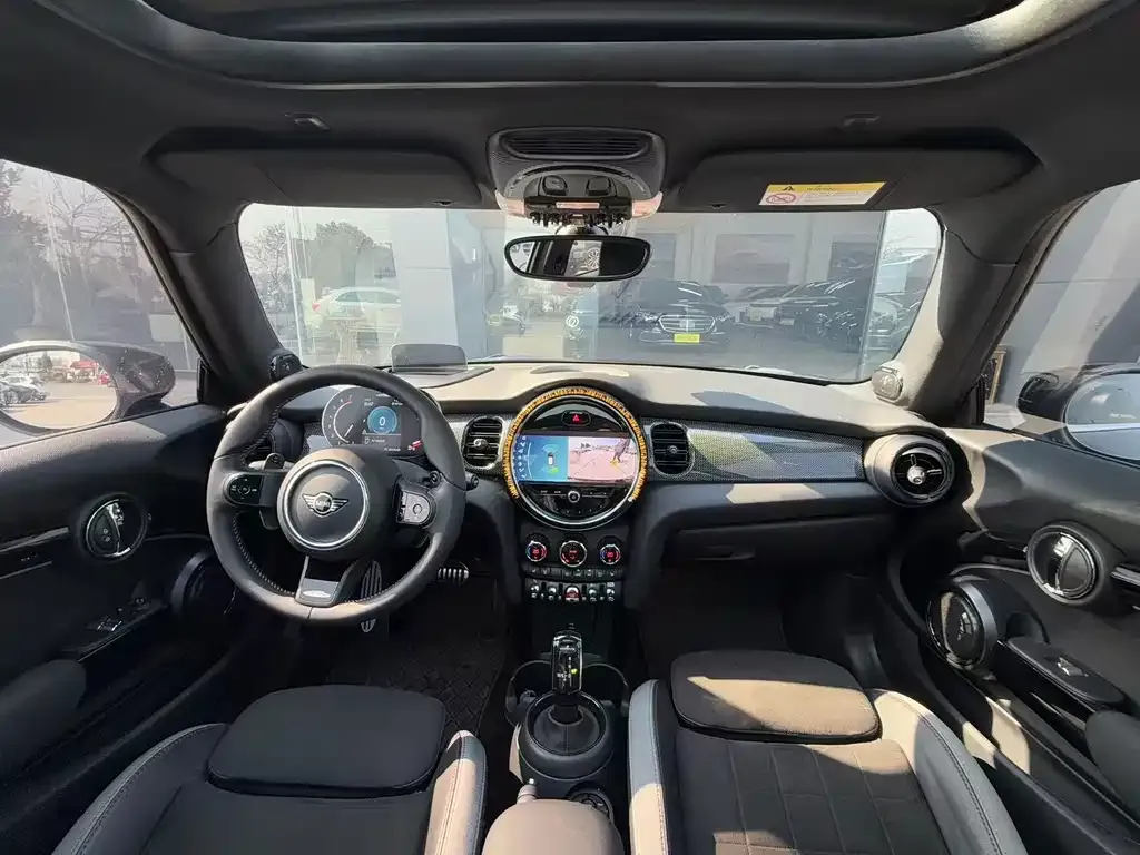 MINI JCW (John Cooper Works) 2023 из CN, фото 9