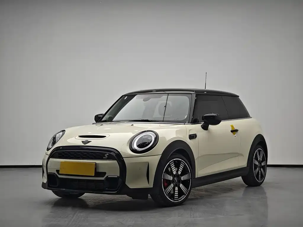 MINI Cooper (3-door) — фото 1