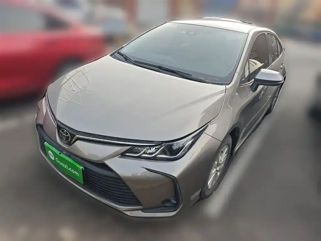Toyota Corolla 2023 из CN, фото 1