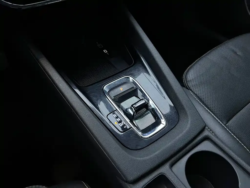 Skoda Octavia — фото 10