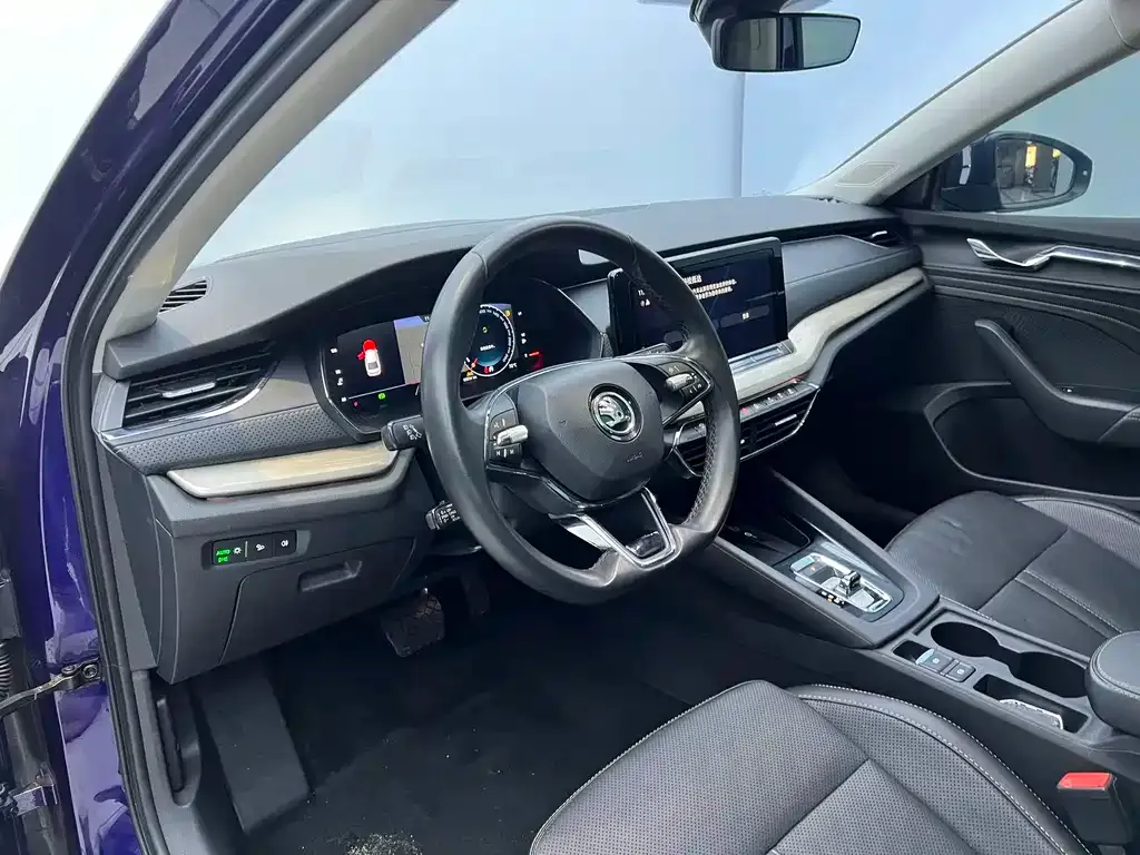 Skoda Octavia — фото 9