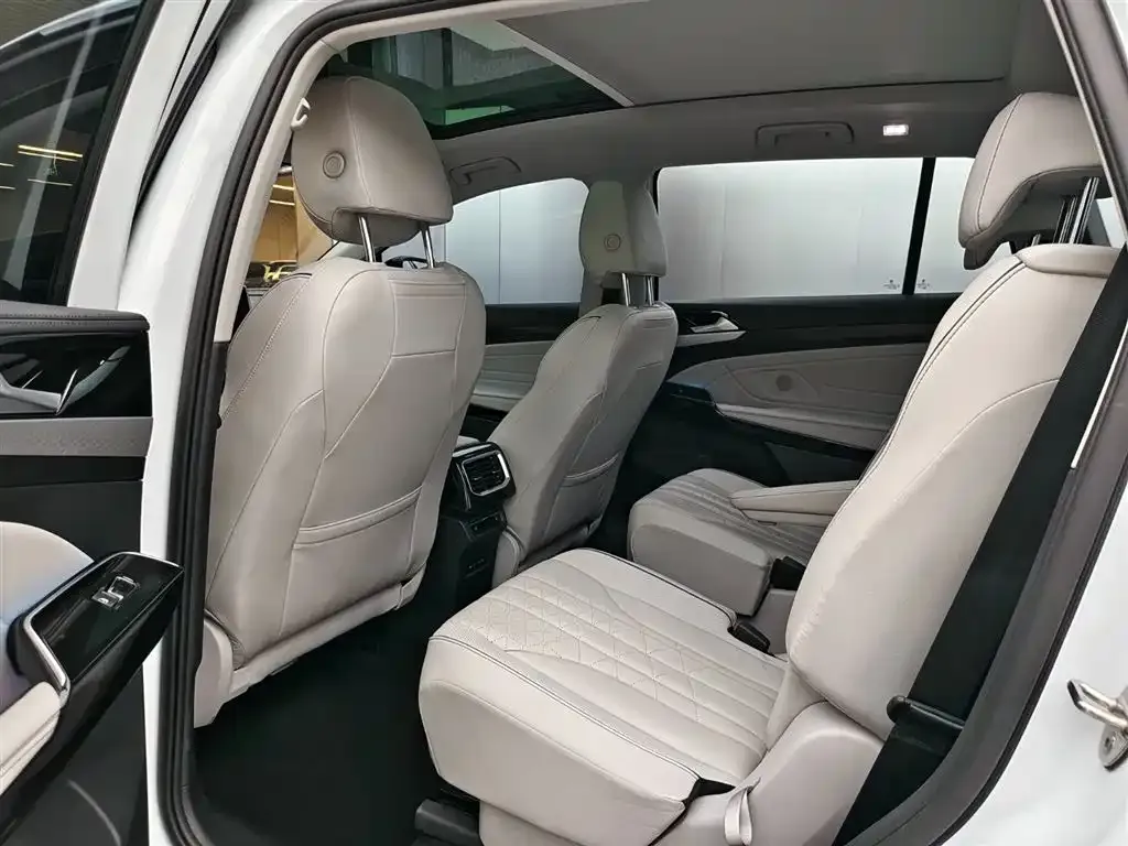 Volkswagen ID.6 X 2022 из CN, фото 7