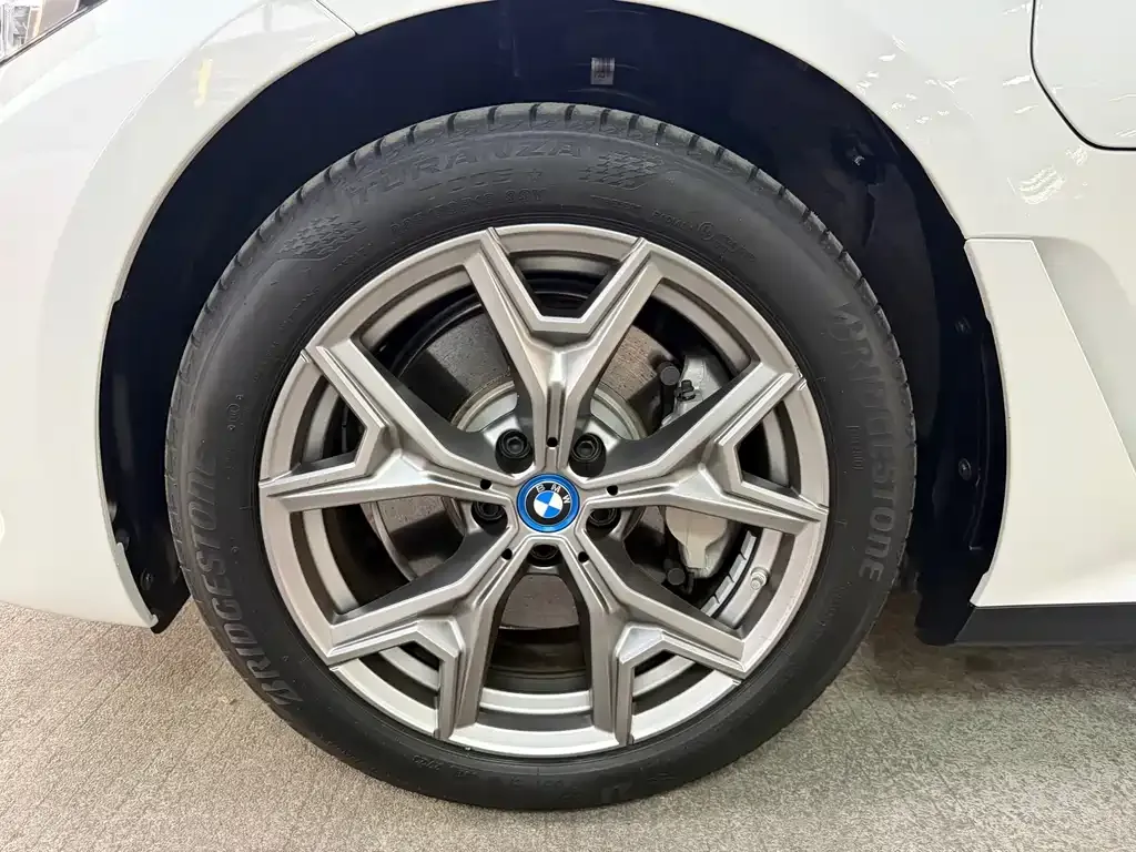BMW i3 — фото 10