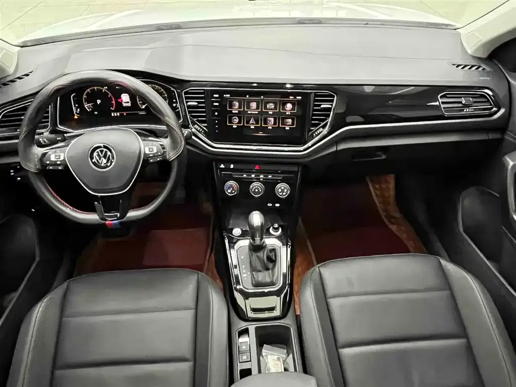 Volkswagen T-Roc 2021 из CN, фото 2