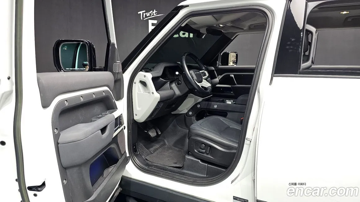 Land Rover Defender 2023 из KR, фото 4