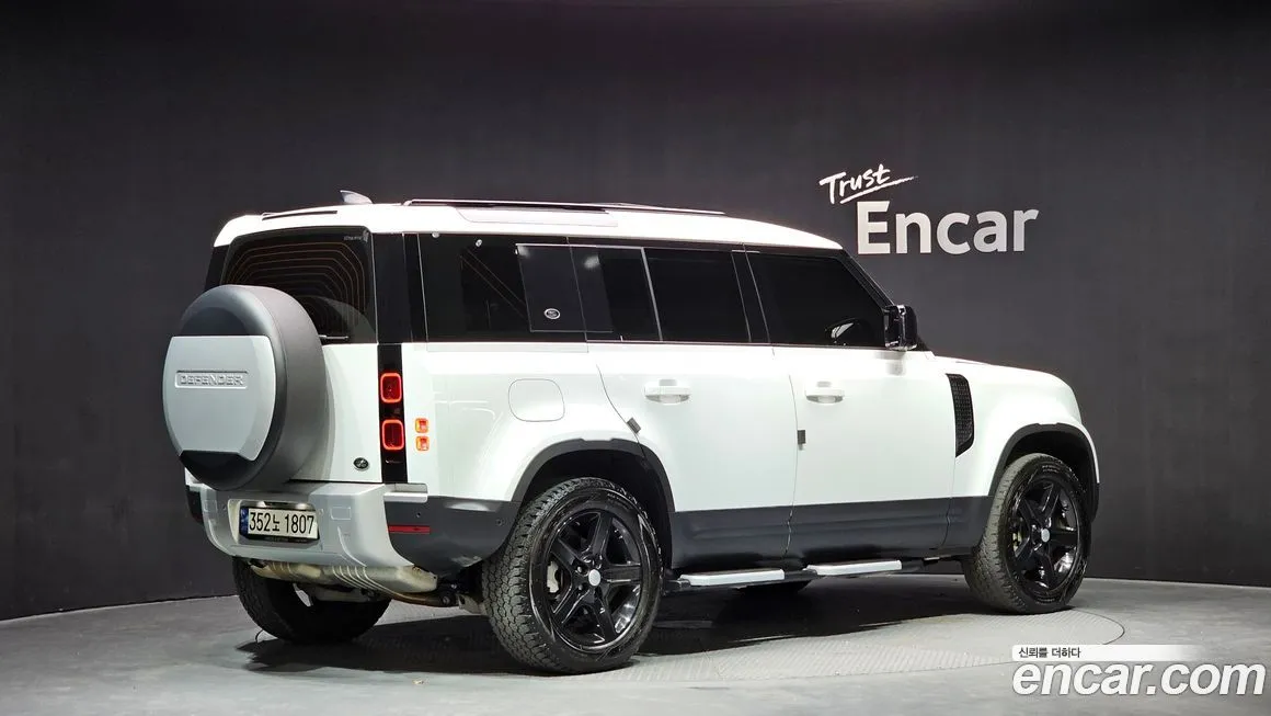Land Rover Defender 2023 из KR, фото 7