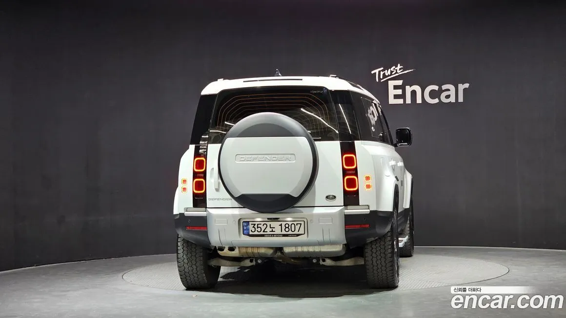 Land Rover Defender 2023 из KR, фото 8