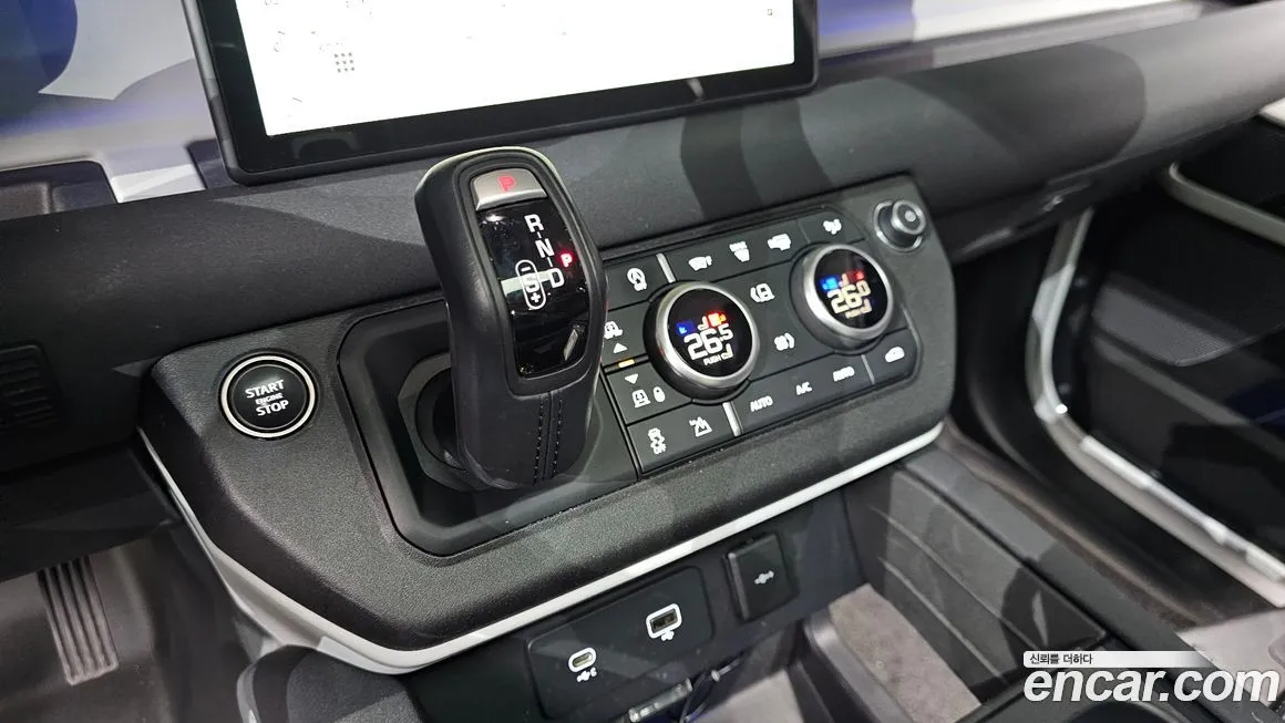 Land Rover Defender 2023 из KR, фото 5