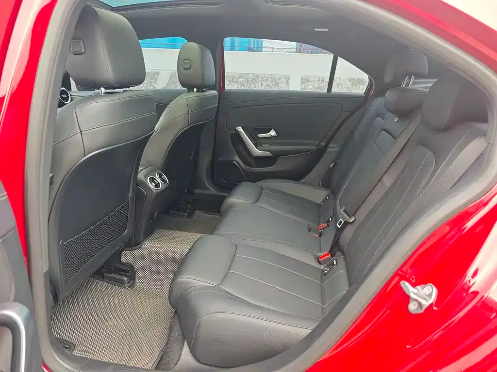 Mercedes-Benz A-Class 2021 из CN, фото 7