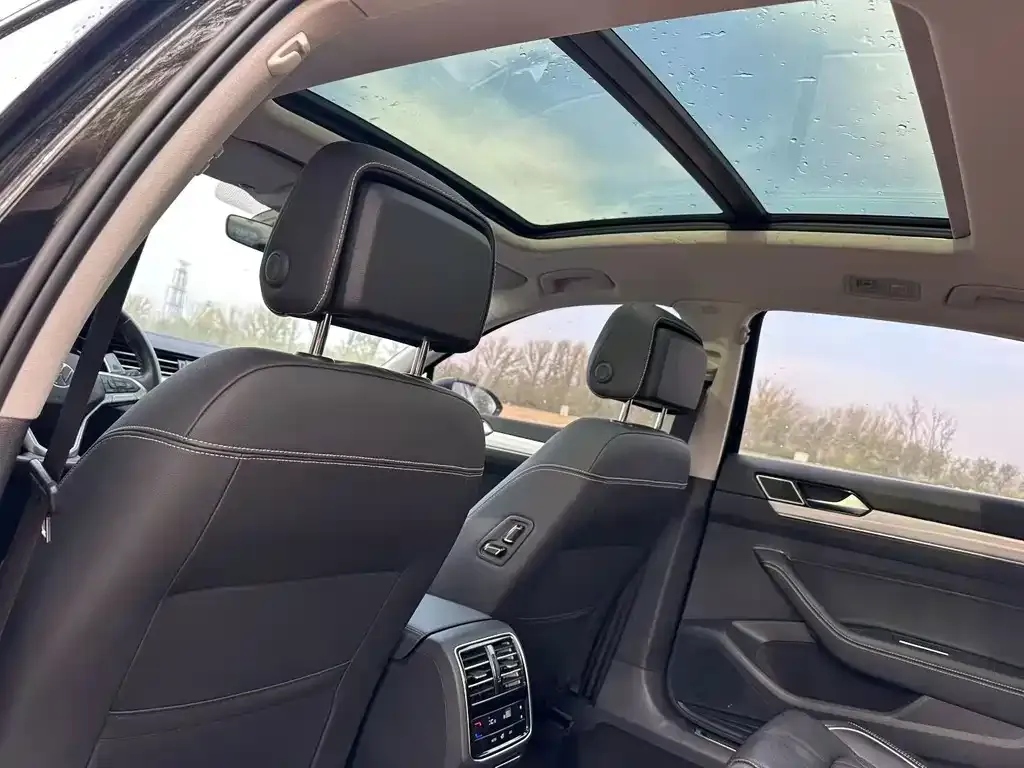 Volkswagen Magotan GTE PHEV 2023 из CN, фото 7