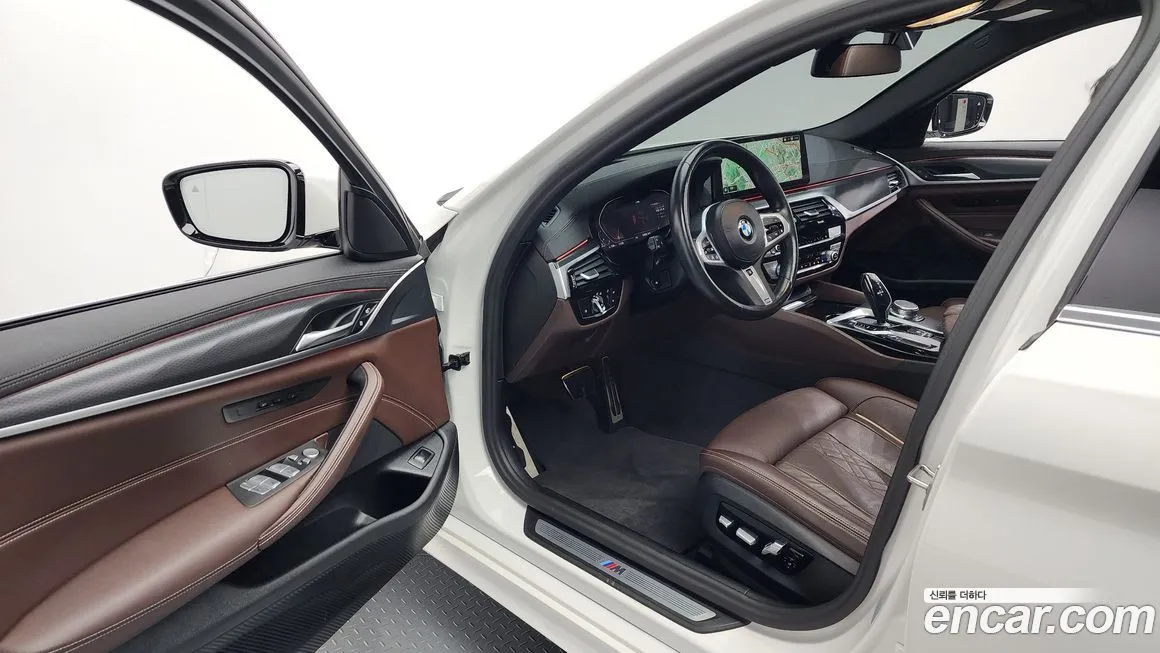 BMW 5-Series 2023 из KR, фото 7