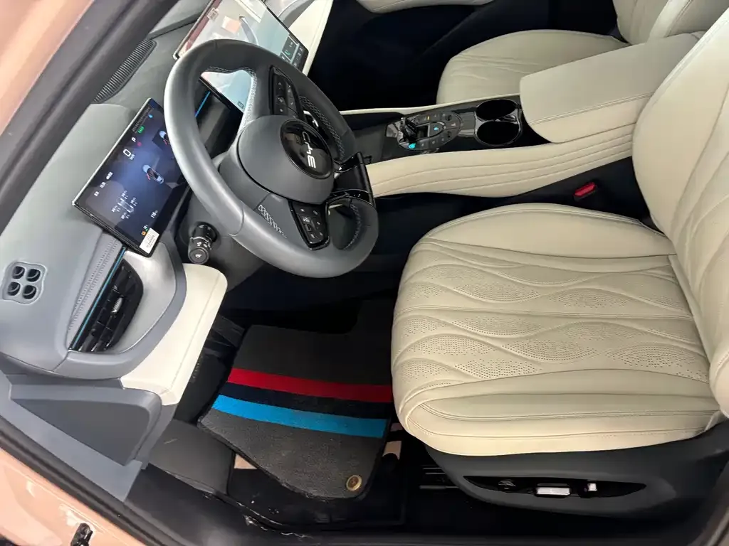 BYD Seal 06GT — фото 10
