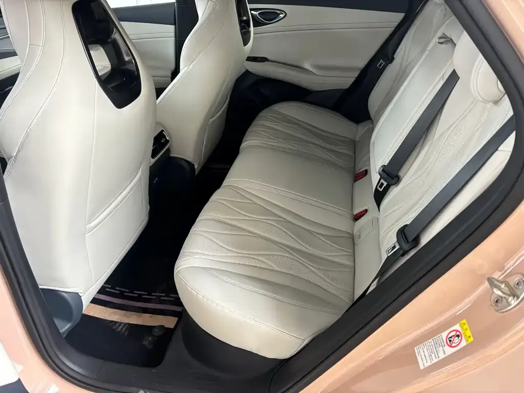 BYD Seal 06GT — фото 6