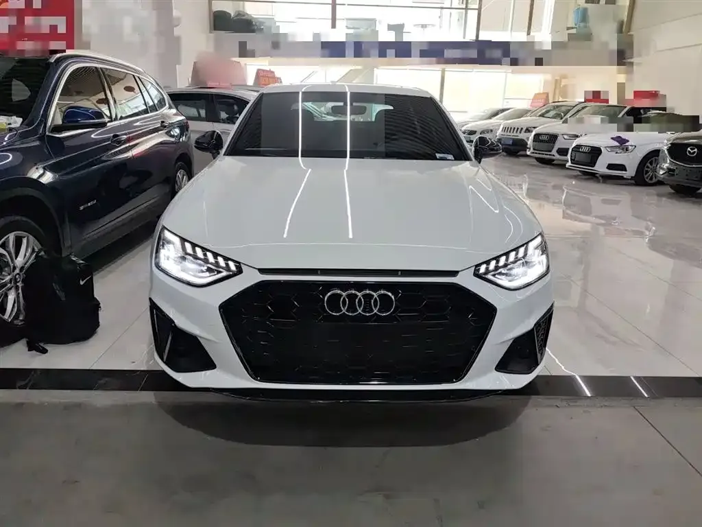 Audi A4L 2023 из CN, фото 8