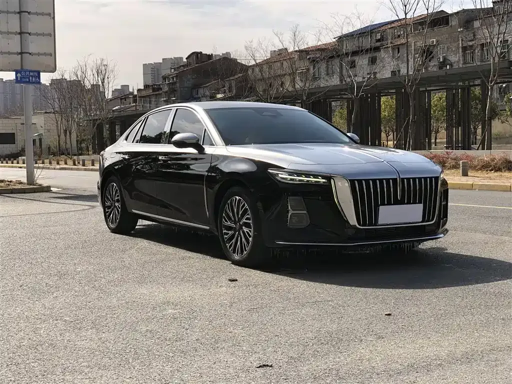 Hongqi H5 — фото 10