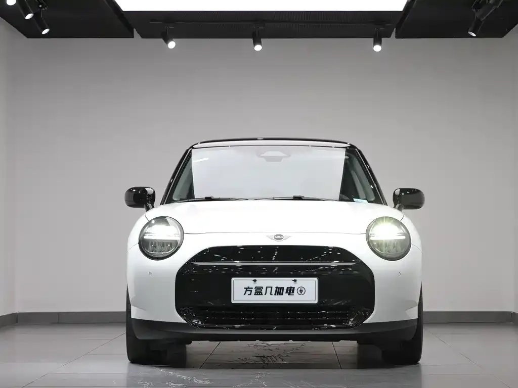 [object Object] MINI COOPER EV 2024 из CN, фото 4