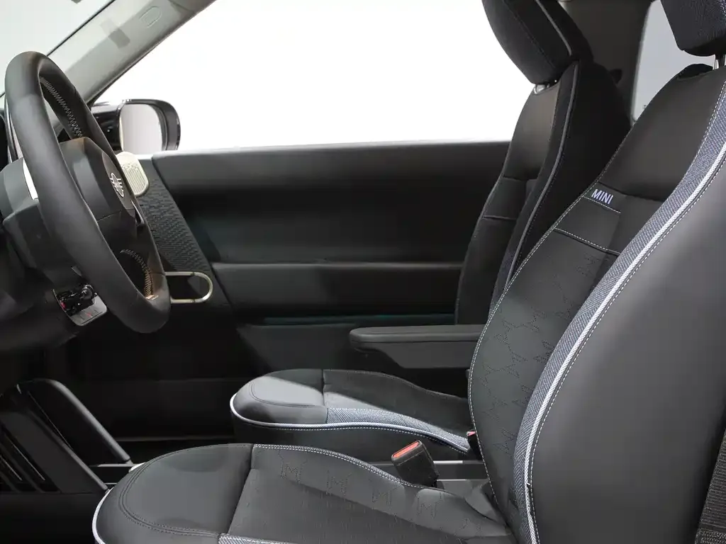 [object Object] MINI COOPER EV 2024 из CN, фото 8