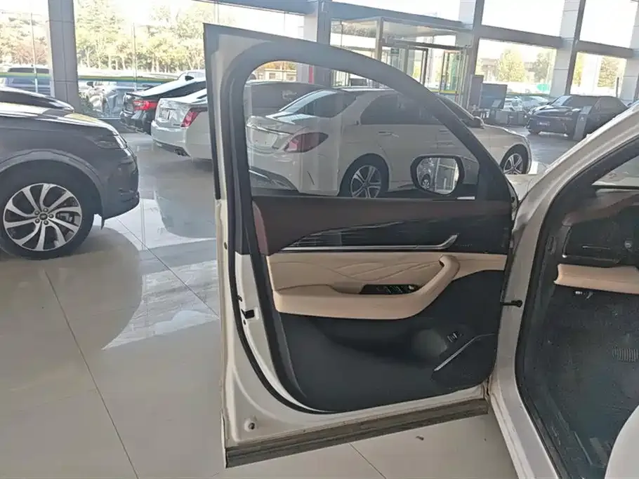 Geely Xingyue L 2023 из CN, фото 7
