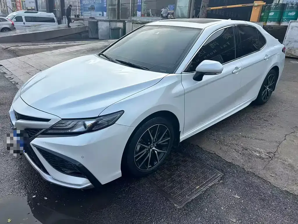 Toyota Camry 2022 из CN, фото 1