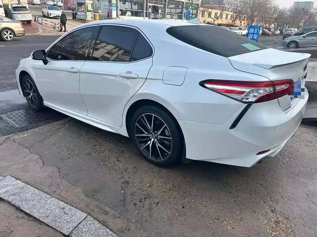 Toyota Camry 2022 из CN, фото 6