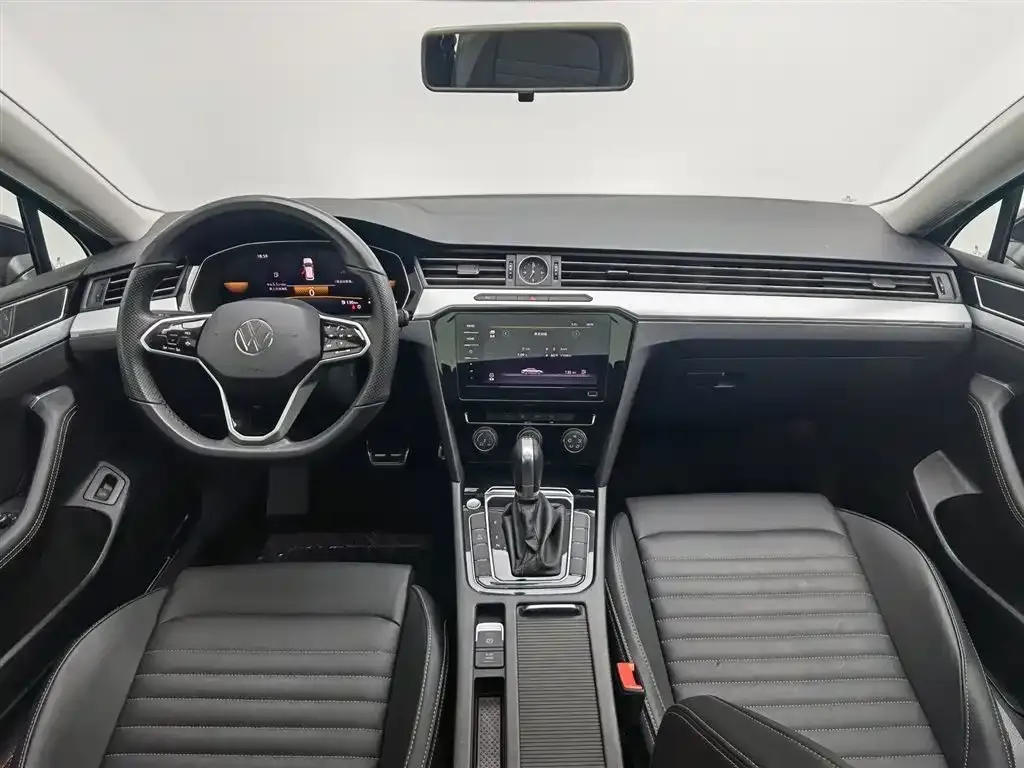 Volkswagen Magotan 2025 из CN, фото 5