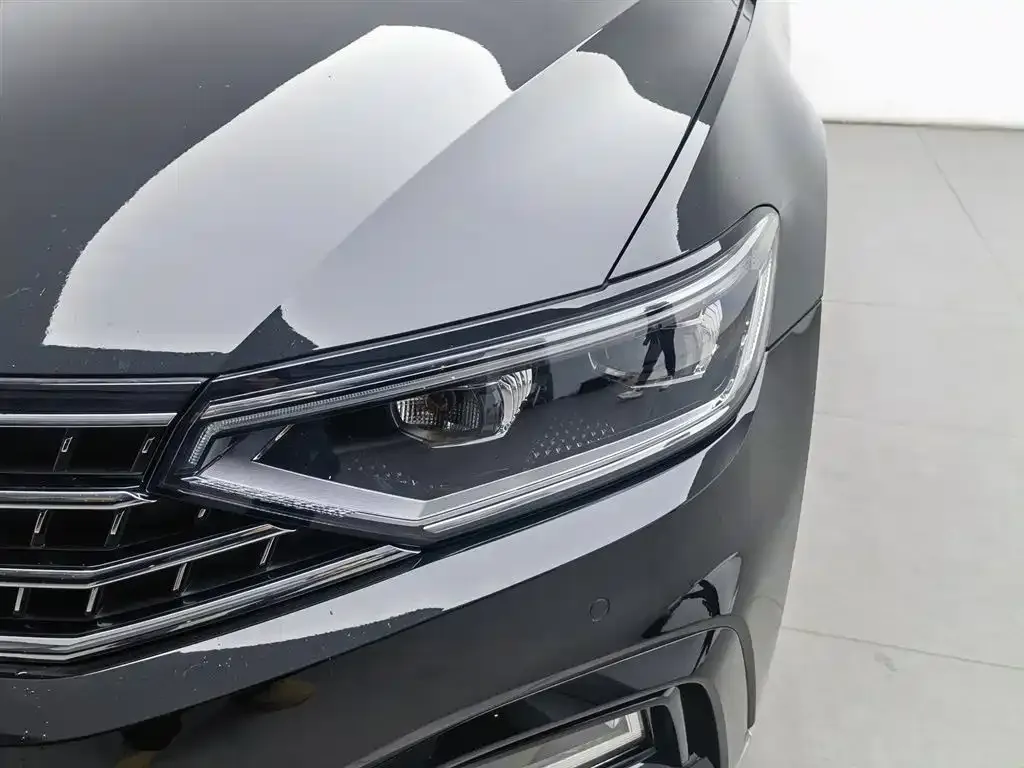 Volkswagen Magotan 2025 из CN, фото 10