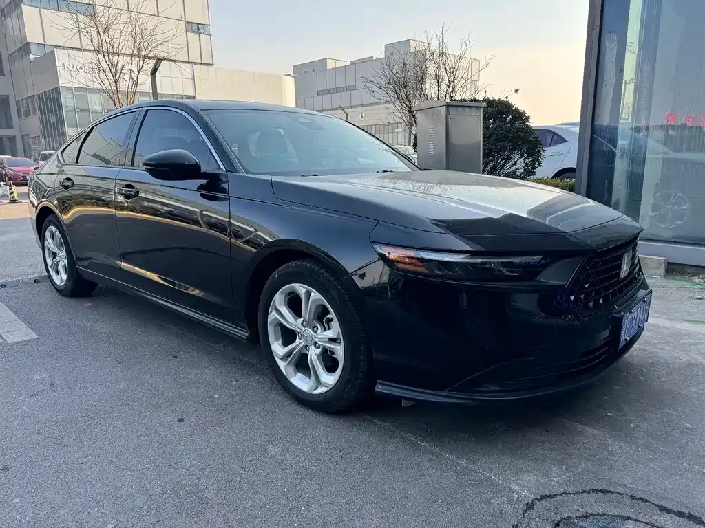 Honda Accord 2024 из CN, фото 2