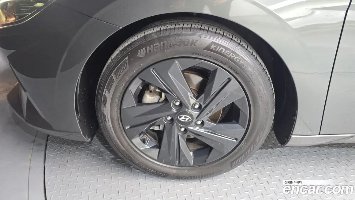 Hyundai AVANTE 2023 из KR, фото 5