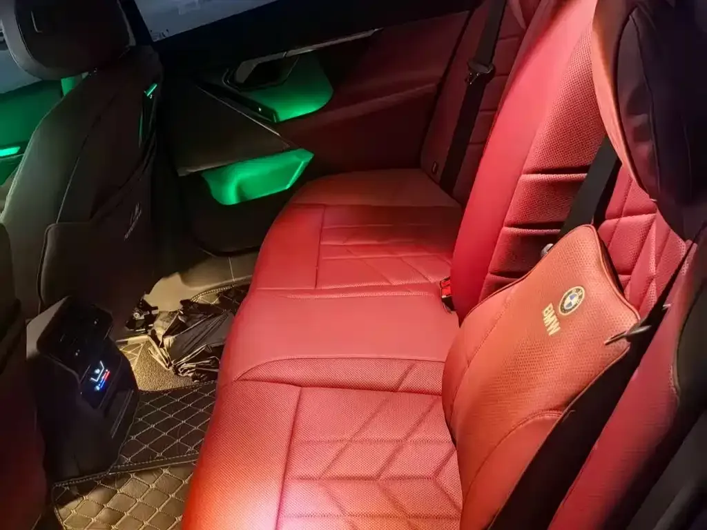 BMW 5 Series 2025 из CN, фото 4