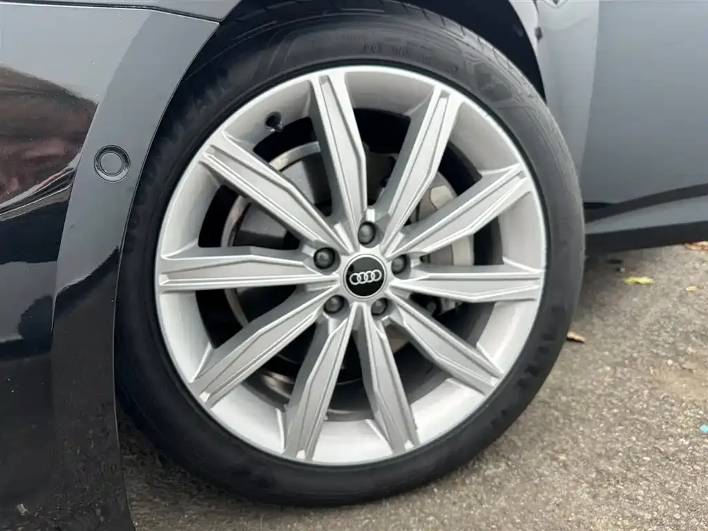 Audi A6L 2024 из CN, фото 3